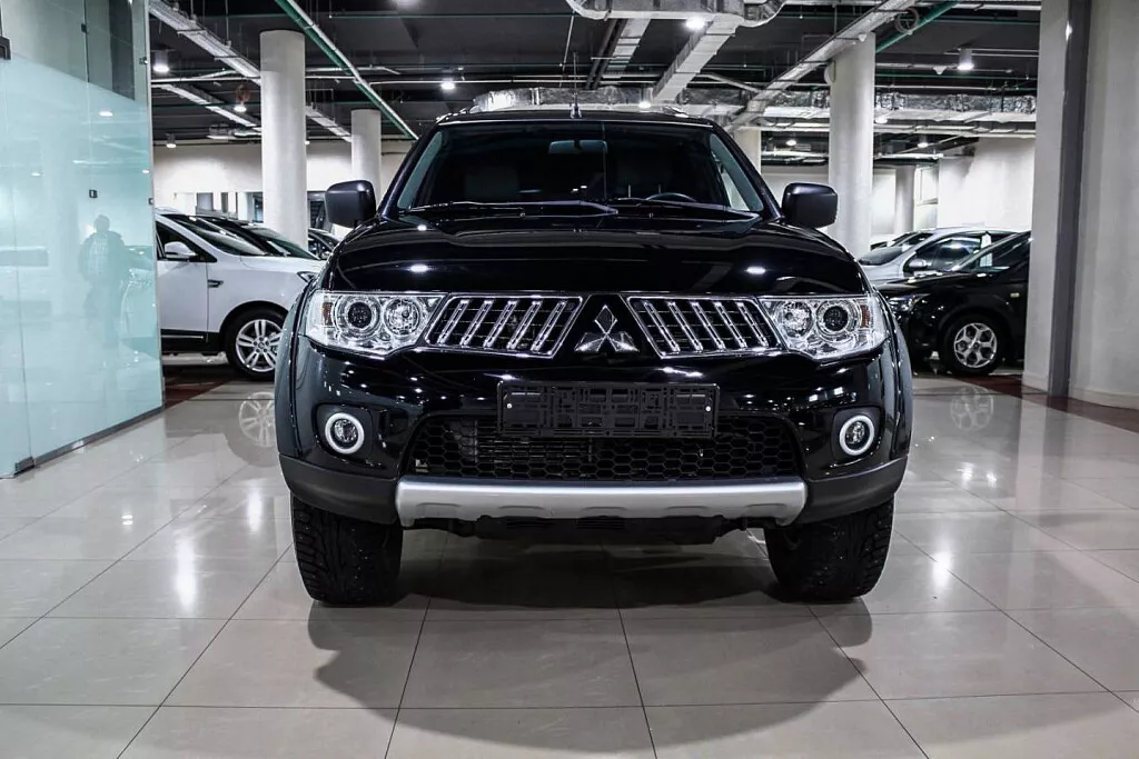 Купить Pajero Sport с пробегом