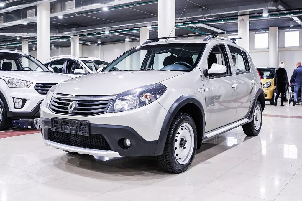 Купить Sandero с пробегом