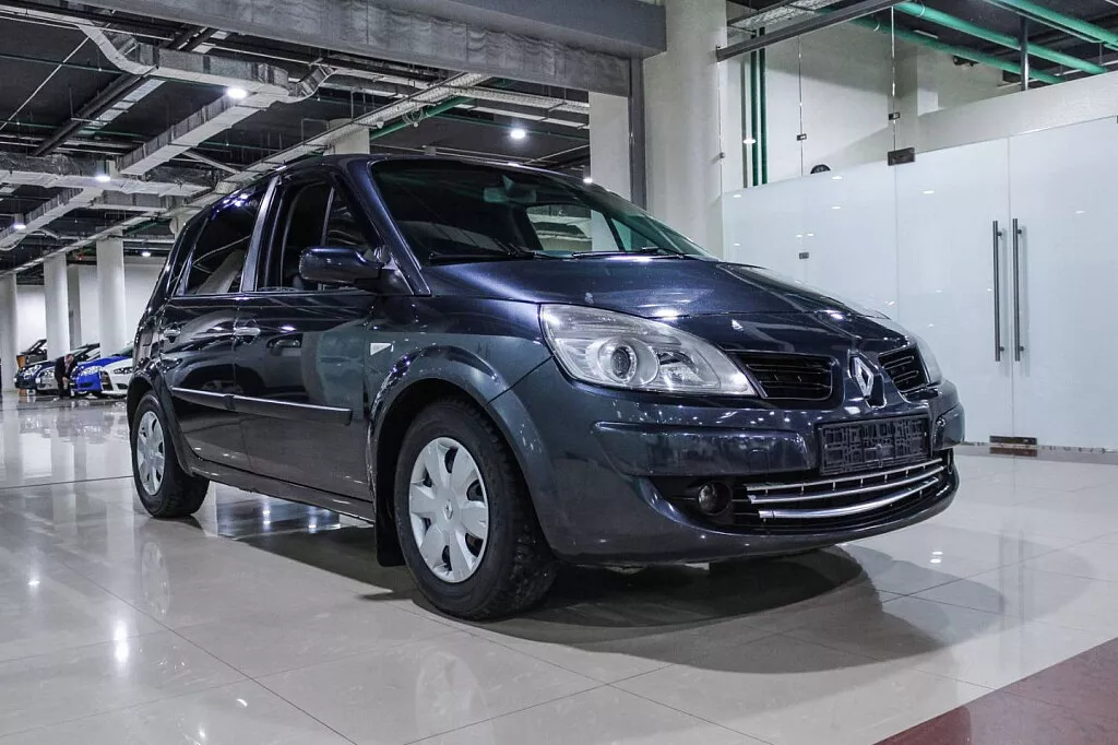 Купить Megane с пробегом