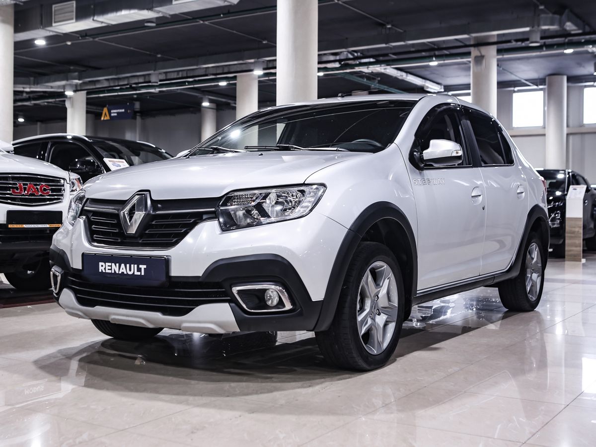 Купить Logan с пробегом